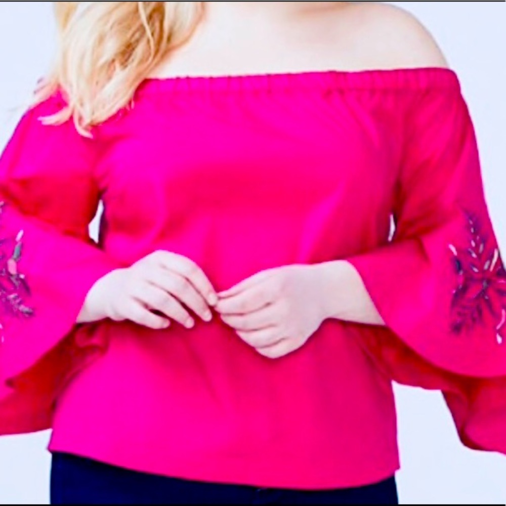 PLUS SIZE OFF SHOULDER TOP WITH BELL SLEEVES